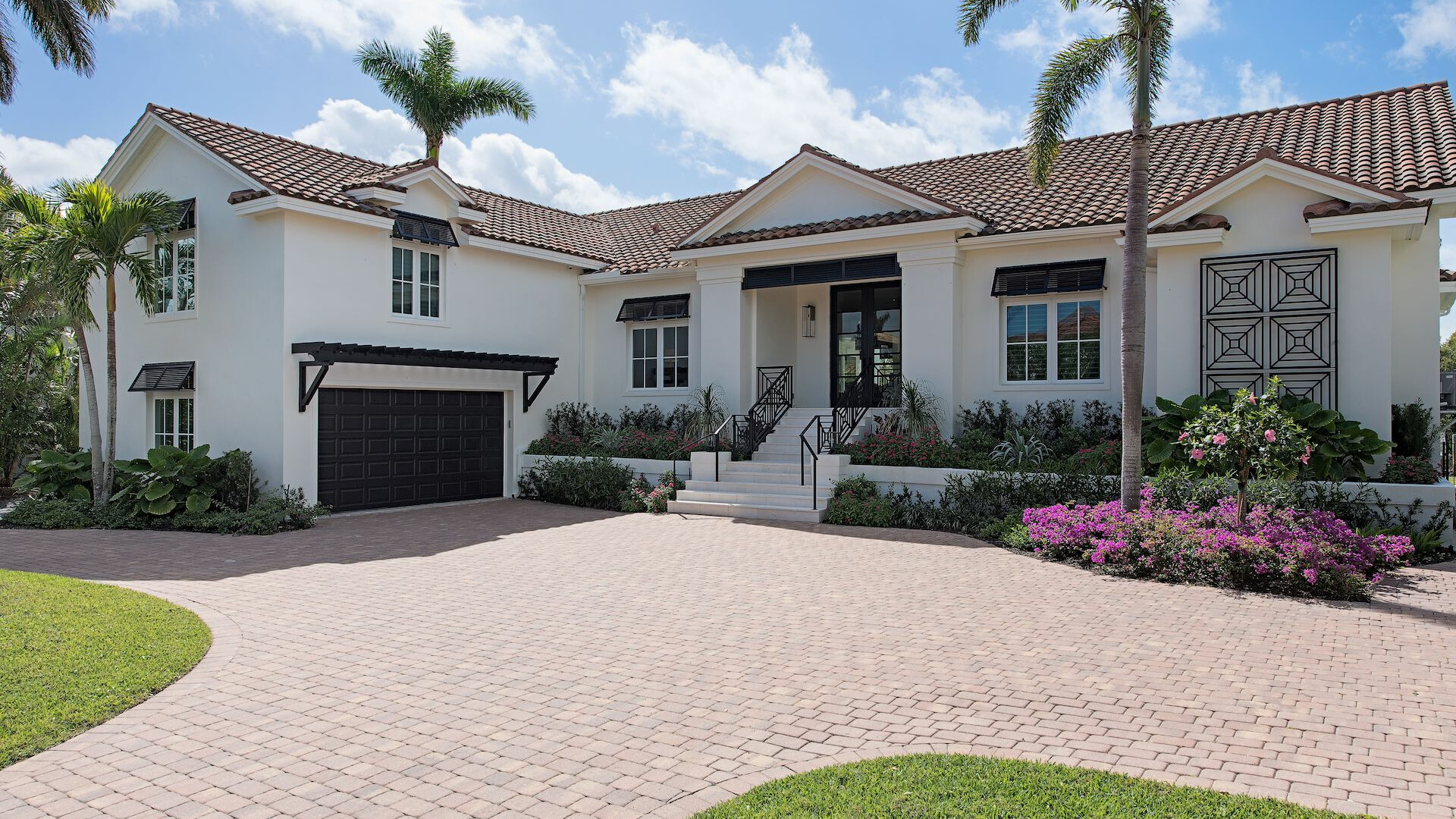Front view of classic contemporary custom home, Naples FL