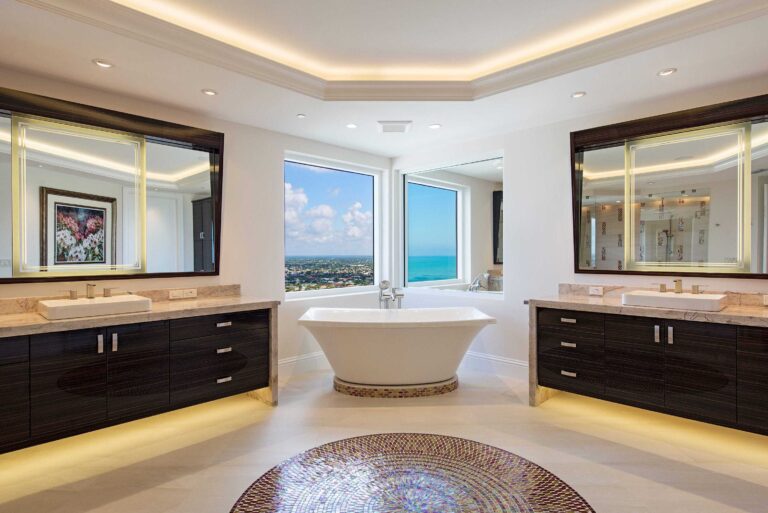 galleries 940 Cape Marco Drive 2 Marco print 021 MasterBath 4096x2734 300dpi scaled